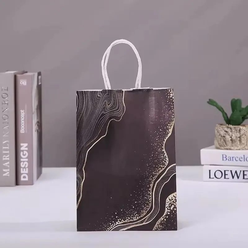 Logo nach Maß Papier Geschenk Bags Hot Stamping Drawstring Griffe Verpackung