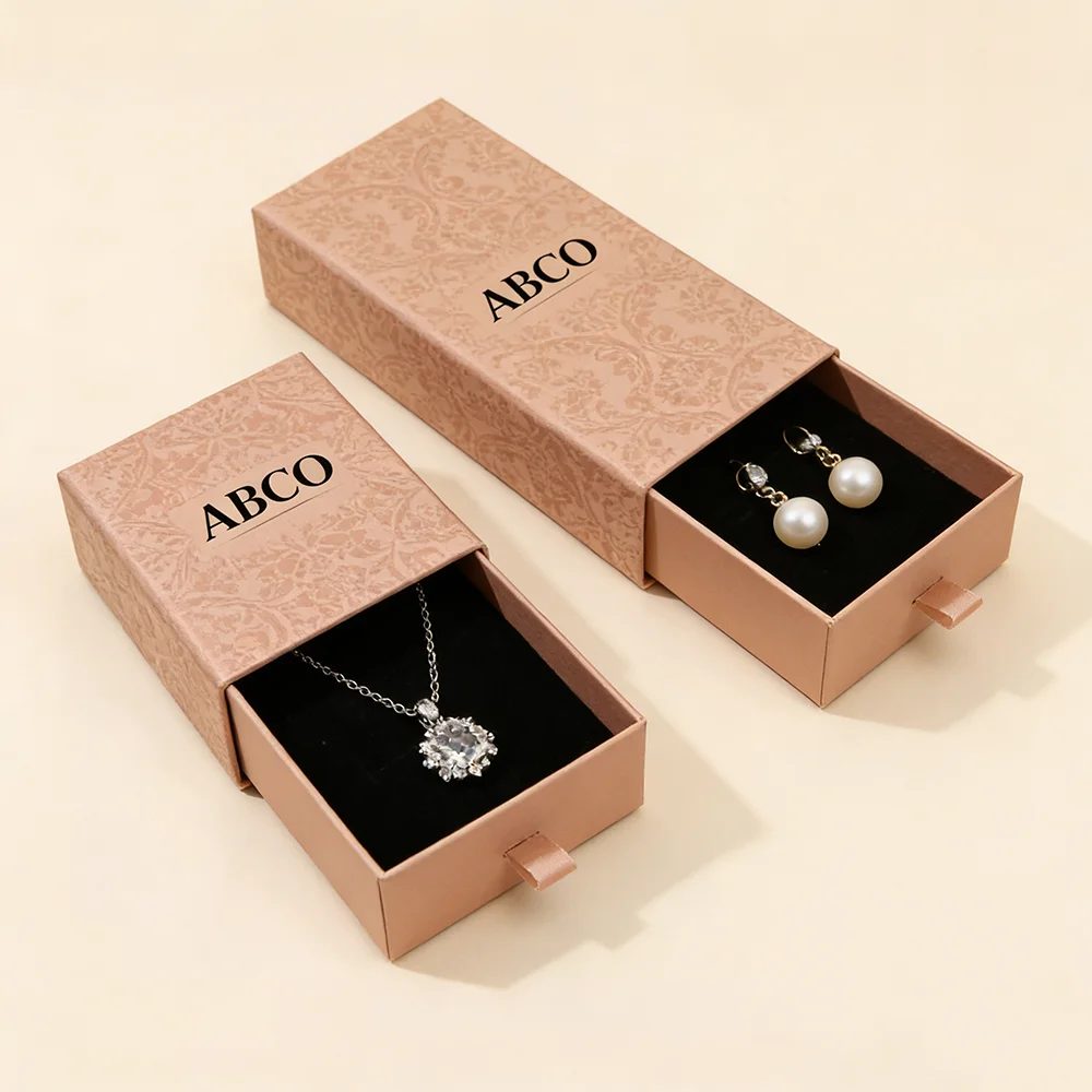 Luxurious Starr Boxes Logo nach Maß Embossing UV Matt Lamination Schmuck