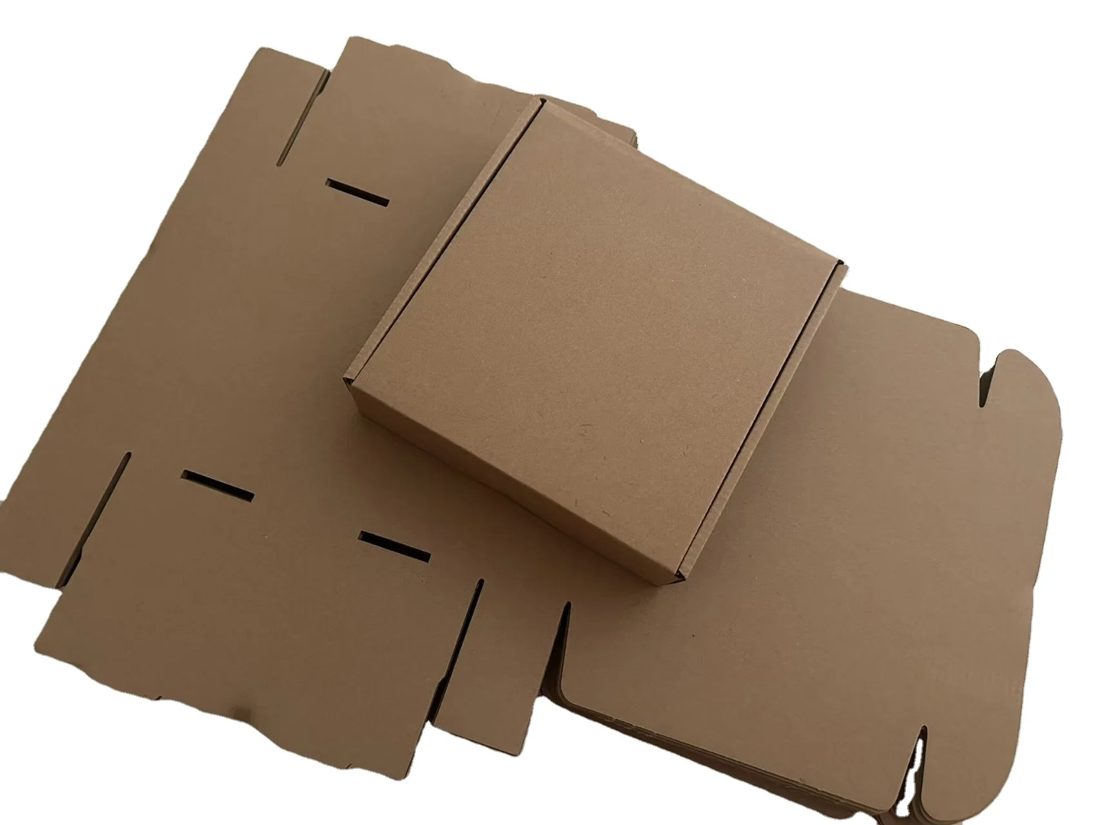 Individuell Kraft Corrugated Mailer Boxes