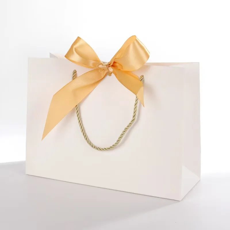 Individuell Luxus Geschenk Papier Bags Embossed Logo Shopping Verpackung