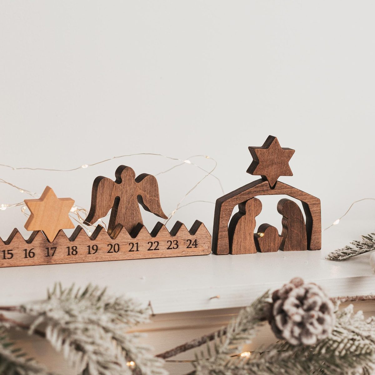 HolzdesignChWalch Advent Calendar Wooden Bar Engraved with Star, Maple